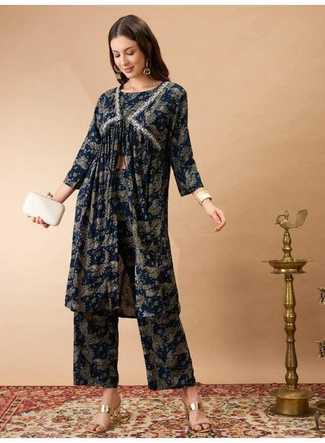 globus Globus Women Blue Paisley Printed Crop Top with Straight Pant & V-Neck Flared Shrug Co-ords Set